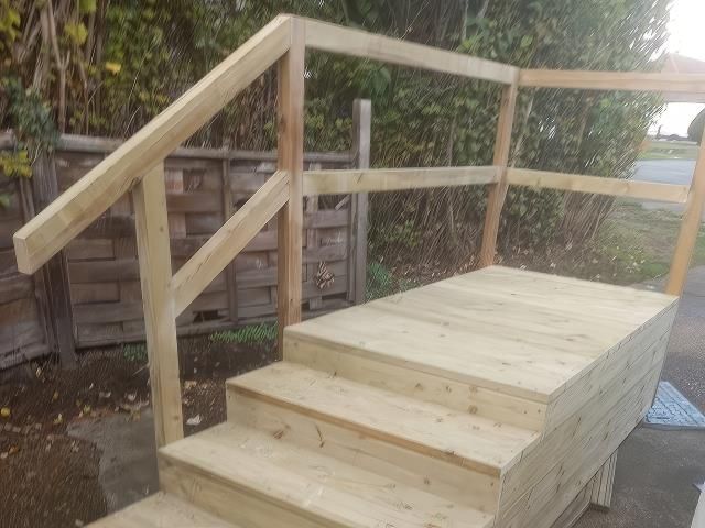 Caravan Decking Steps with Decking Area